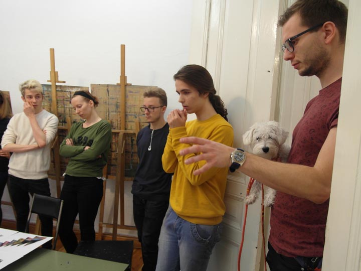 Bydgoszcz, Rysownia nauka podstaw projektowania graficznego, rysunku aksonometrycznego, rysowania perspektywy zbieżnej, rozwiązywania zadań egzaminacyjnych dla kandydatów na studia